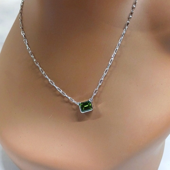 Samuel B. Jewelry - NWT Samuel B. Sterling silver necklace with green emerald jewel